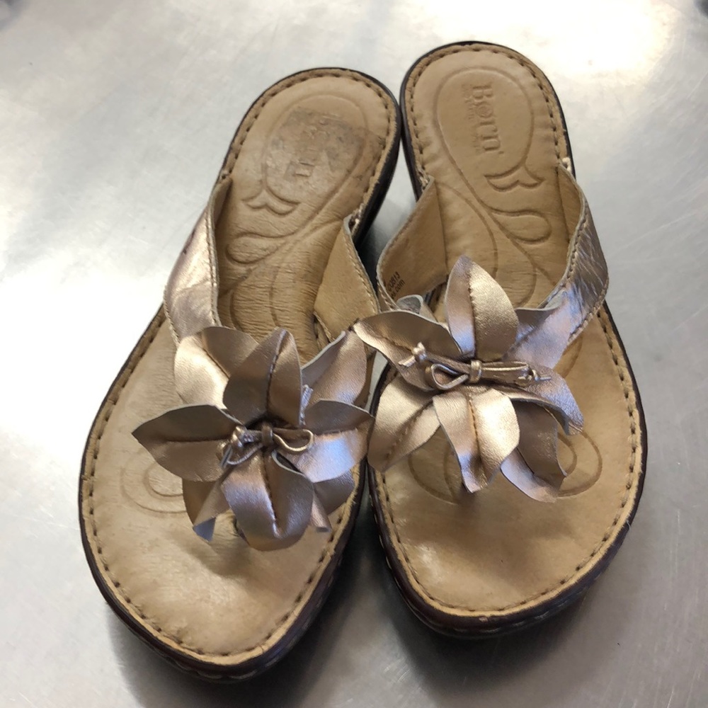 Flower 🌸 Sandals